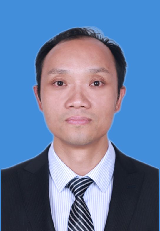 304永利集团登录入口思政课名师——梁东兴(图1) 304永利集团登录入口思政课名师——梁东兴(图1)